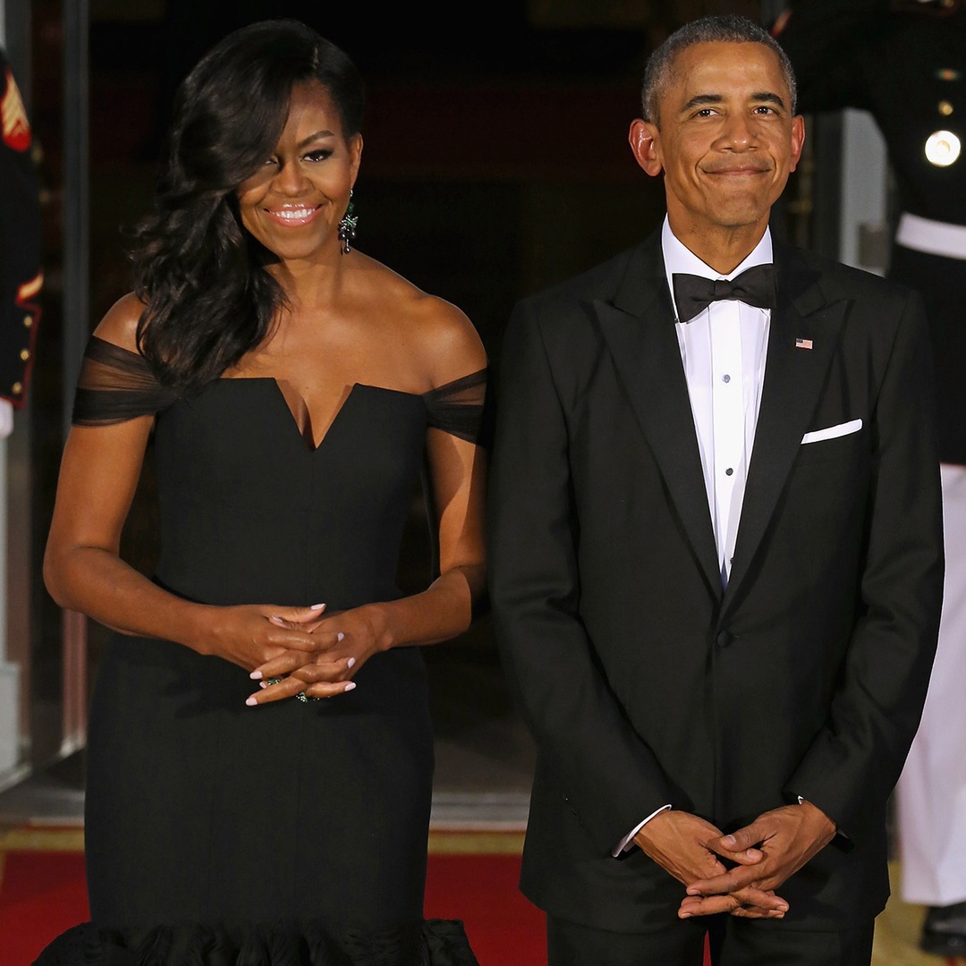 Everything Barack Obama Shared About His Family in His New Book, From Inside Jokes to Those Lonely Nights - E! Online - NewsOpener Everything Barack Obama Shared About His Family in His New Book, From Inside Jokes to Those Lonely Nights - E! Online